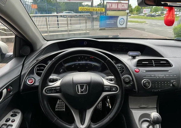 Honda Civic cena 15500 przebieg: 208000, rok produkcji 2006 z Alwernia małe 121